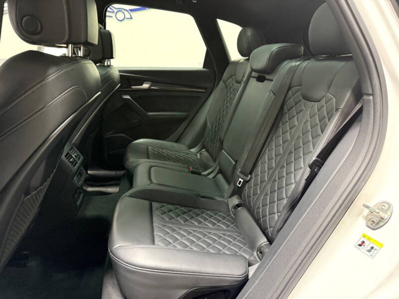 2020 Audi SQ5 3.0T quattro Prestige