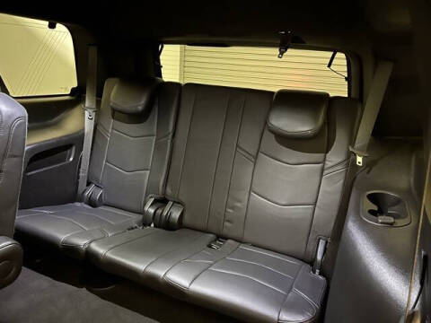 2019 Cadillac Escalade Platinum