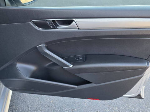 2016 Volkswagen Passat 1.8T S