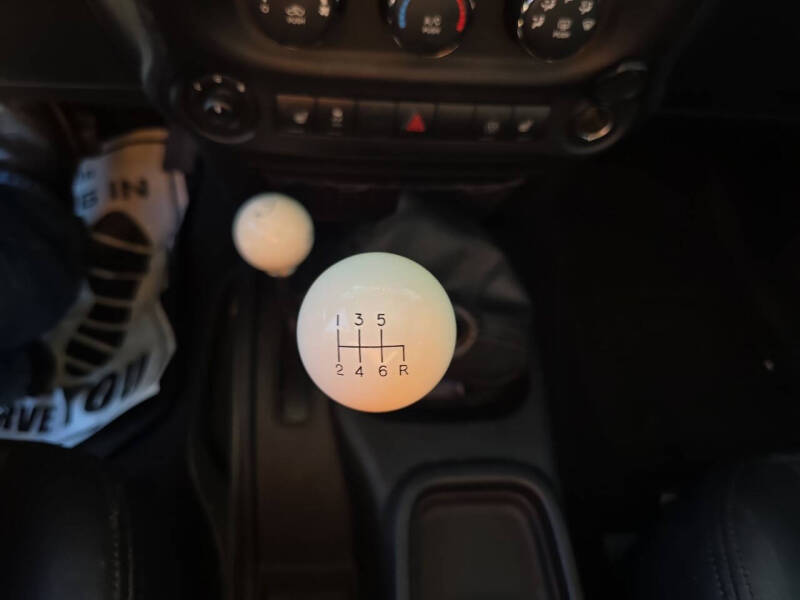 2017 Jeep Wrangler Sahara