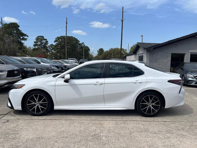 2021 Toyota Camry SE