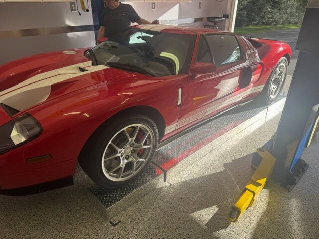 2005 Ford GT