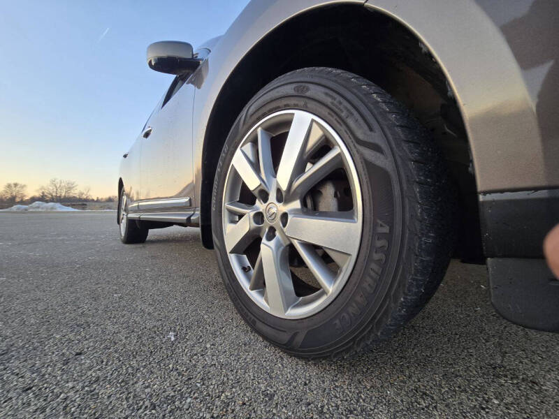 2014 Nissan Pathfinder Platinum