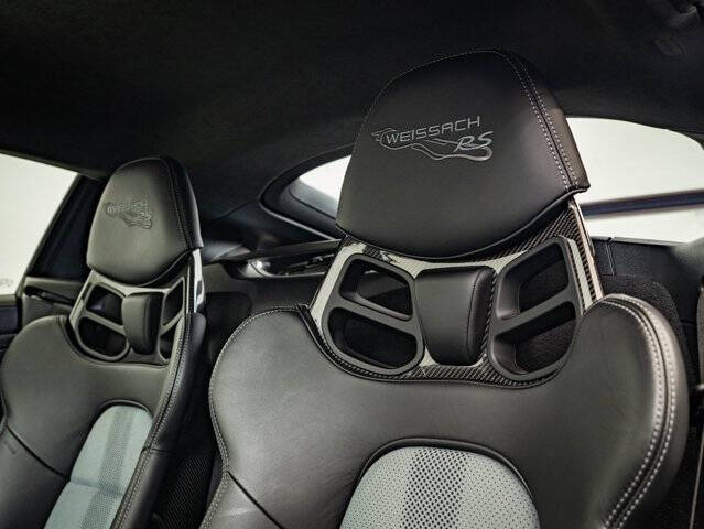 2024 Porsche 718 Cayman GT4 RS