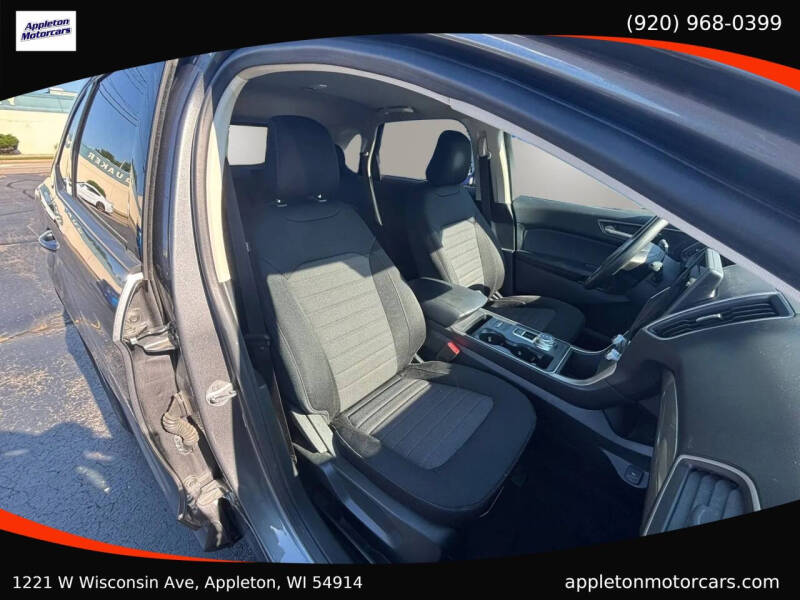2022 Ford Edge SE