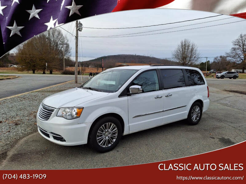 2014 Chrysler Town and Country for sale at Classic Auto Sales in Maiden NC