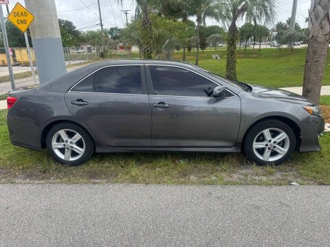 2012 Toyota Camry SE
