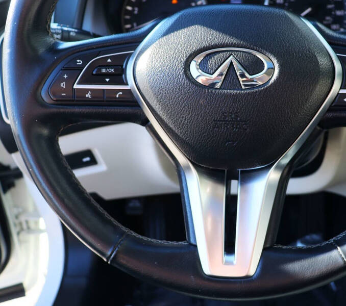 2021 Infiniti Q50 Luxe