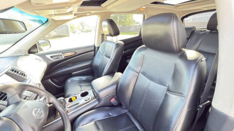 2015 Nissan Pathfinder Platinum