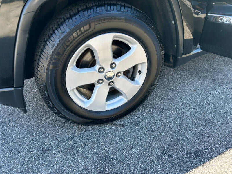 2011 Jeep Grand Cherokee Laredo