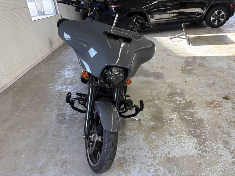 2022 Harley-Davidson Street Glide