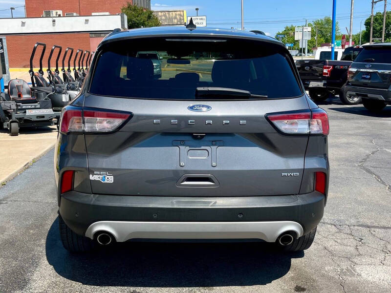 2021 Ford Escape SEL