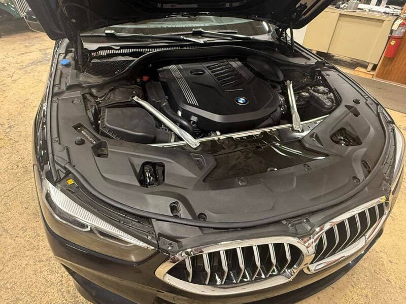 2020 BMW 8 Series 840i