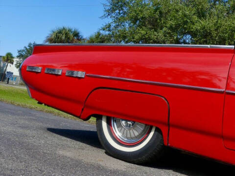 1962 Ford Thunderbird