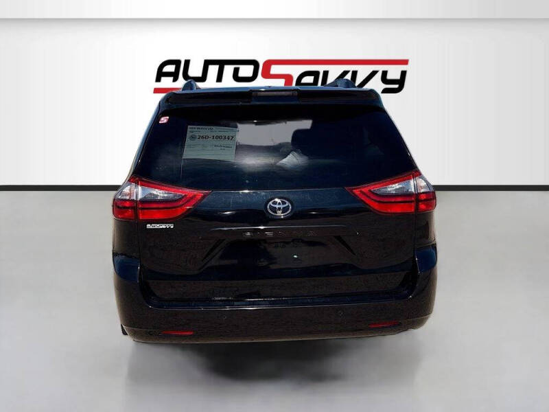 2020 Toyota Sienna