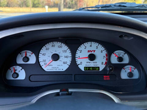 2004 Ford Mustang SVT Cobra