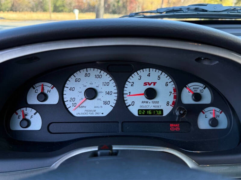 2004 Ford Mustang SVT Cobra