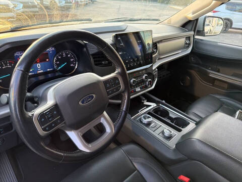 2023 Ford Expedition MAX XLT