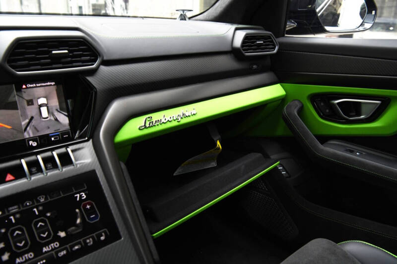 2024 Lamborghini Urus S