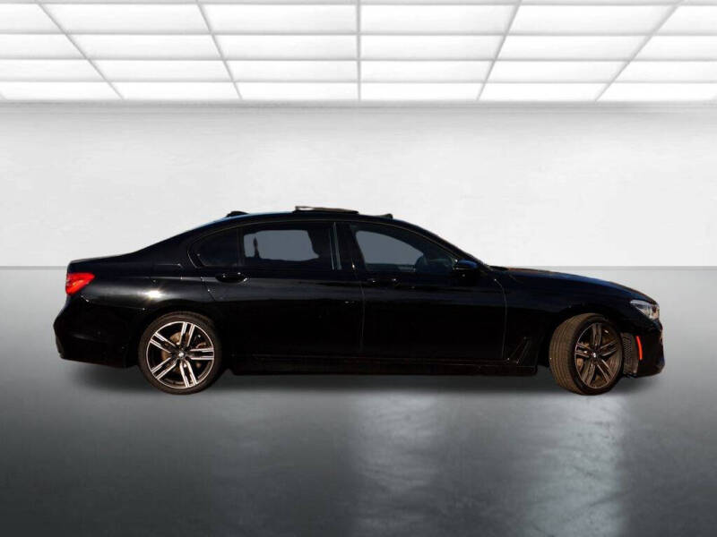 2017 BMW 7 Series 750i xDrive