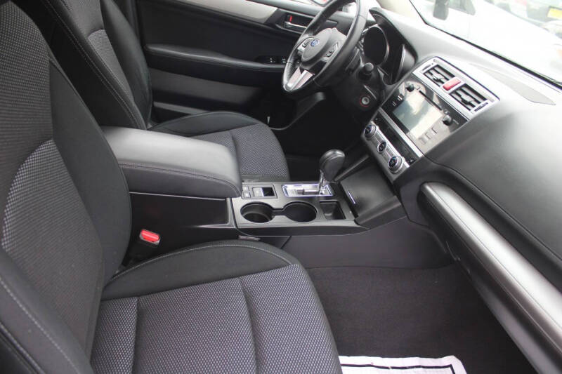 2016 Subaru Outback 2.5i Premium