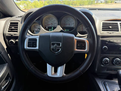 2014 Dodge Challenger SXT