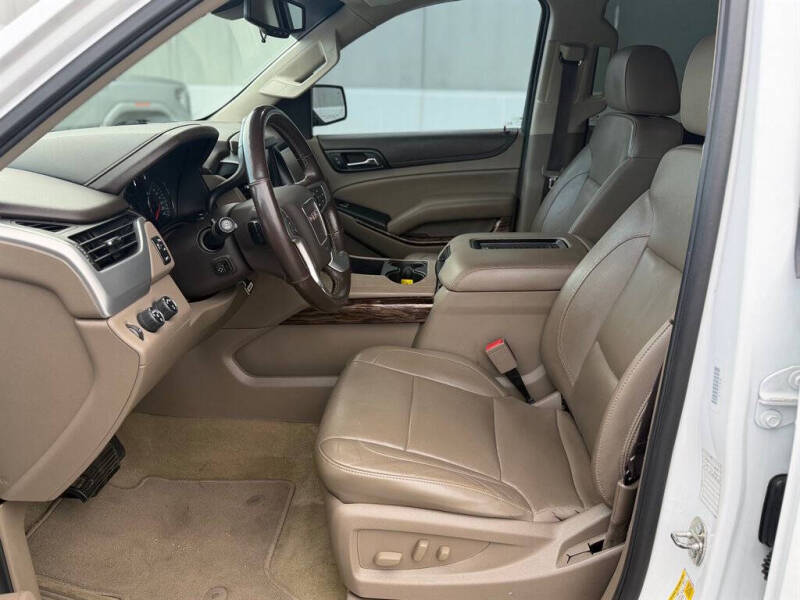 2017 GMC Yukon XL SLT