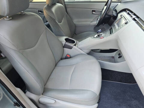 2014 Toyota Prius Five