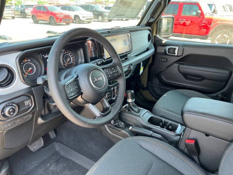 2025 Jeep Gladiator Sport S