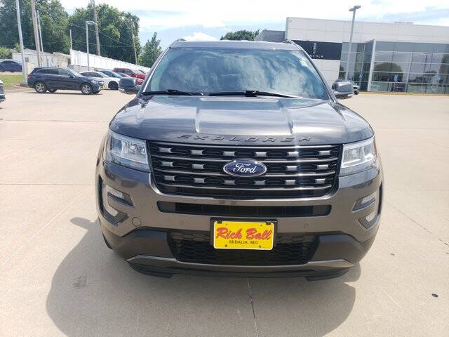Used 2017 Ford Explorer XLT with VIN 1FM5K8D86HGE23520 for sale in Kansas City