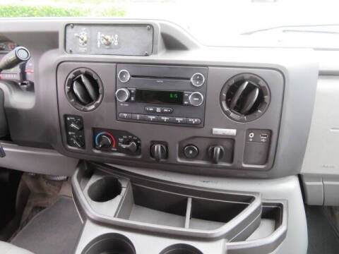 2014 Ford E-Series E-150 XLT