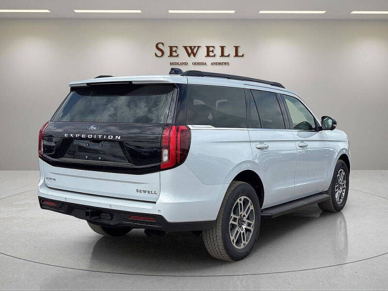 2026 Ford Expedition Active