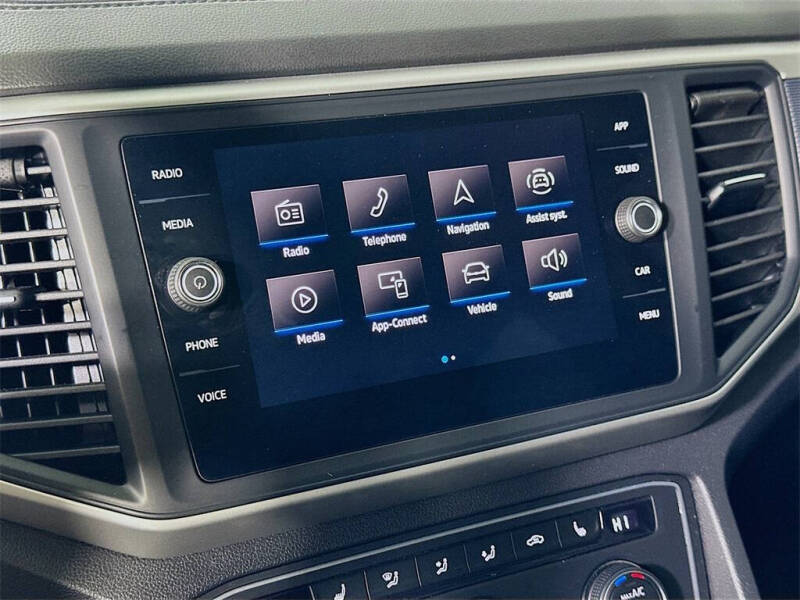 2021 Volkswagen Atlas Cross Sport V6 SE R-Line