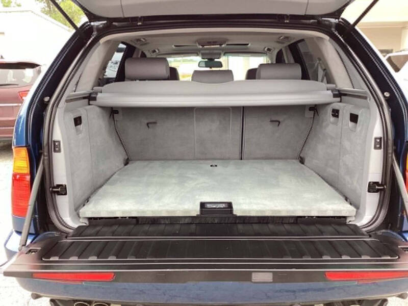 2002 BMW X5 4.4i