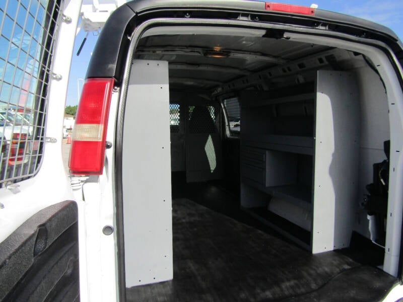 2007 Chevrolet Express Cargo Work photo 19