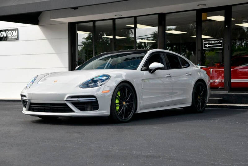 2018 Porsche Panamera Turbo S E-Hybrid