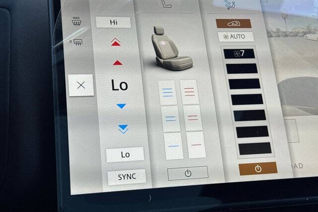 2026 Land Rover Range Rover Velar P250 Dynamic SE