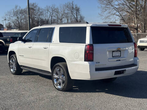 2017 Chevrolet Suburban LT