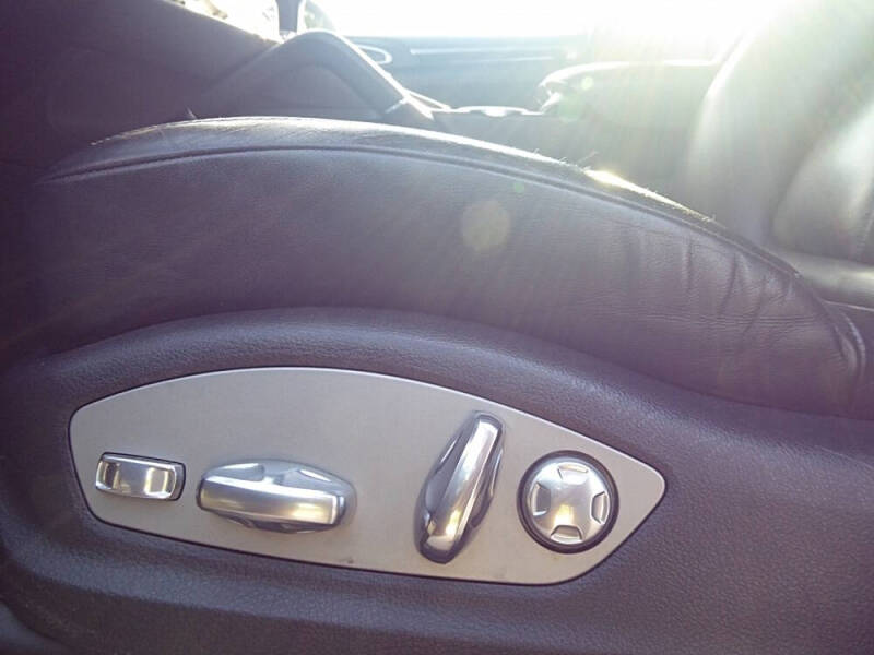 2014 Porsche Cayenne GTS