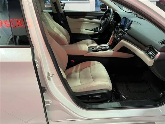 2019 Honda Accord Hybrid Touring