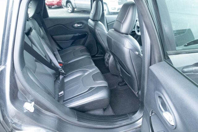 2023 Jeep Cherokee Altitude Lux