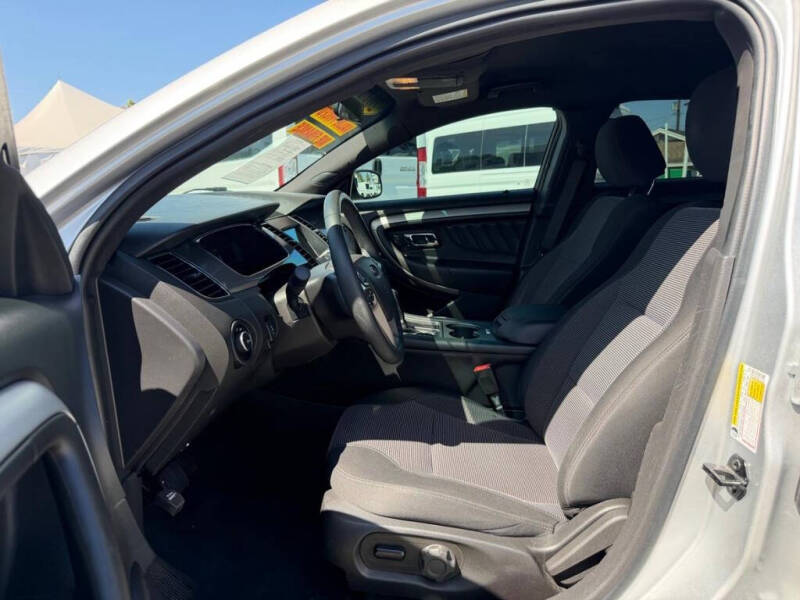 2019 Ford Taurus SEL