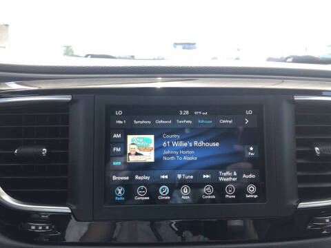 2020 Chrysler Pacifica Touring L