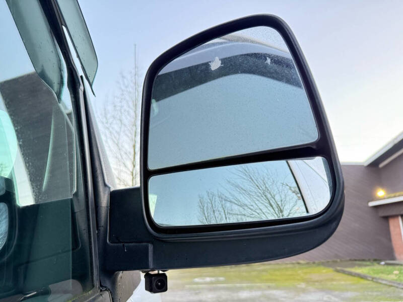 2016 GMC Savana 2500