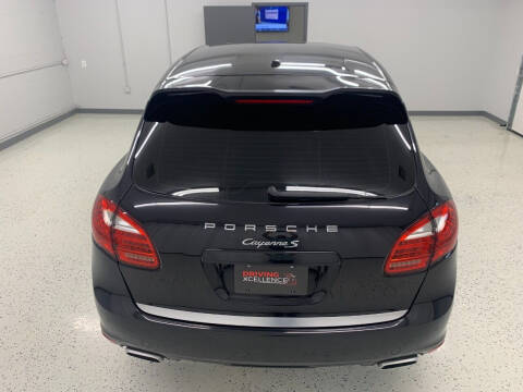 2012 Porsche Cayenne S