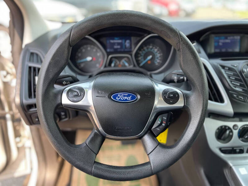 2012 Ford Focus SE