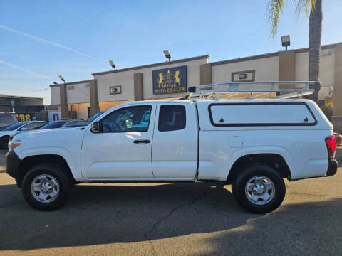 2019 Toyota Tacoma SR