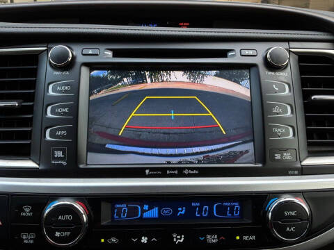2017 Toyota Highlander Limited