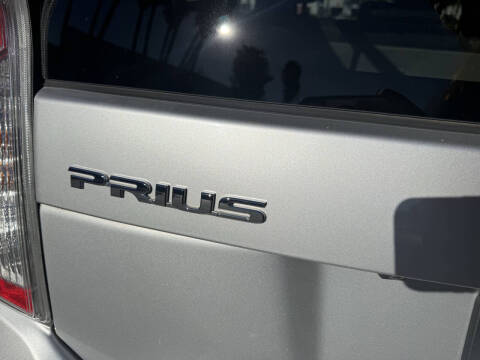 2012 Toyota Prius Two