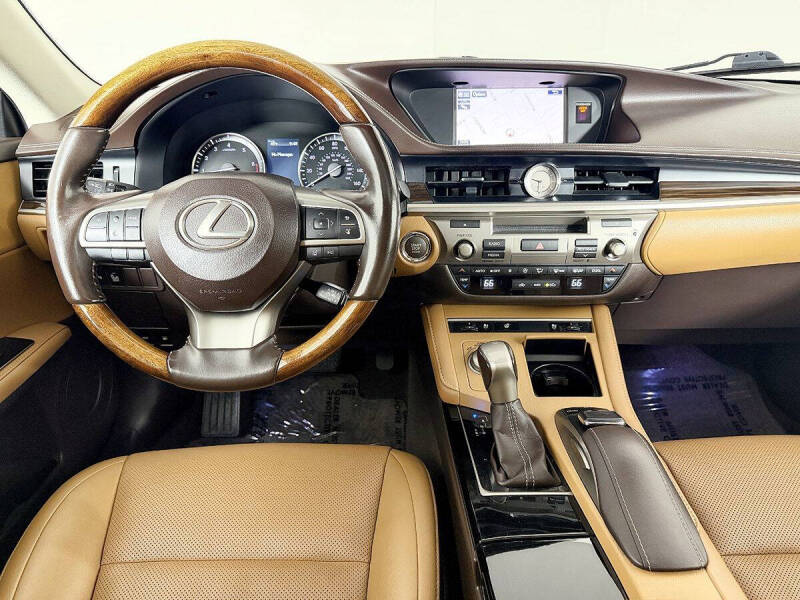2016 Lexus ES 350